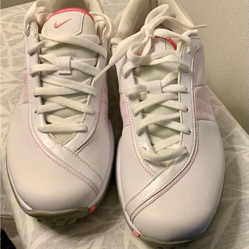 BRAND NEW - Nike Ace White/rose/Checkham womens golf shoes size 8.5!! - Picture 4 of 11